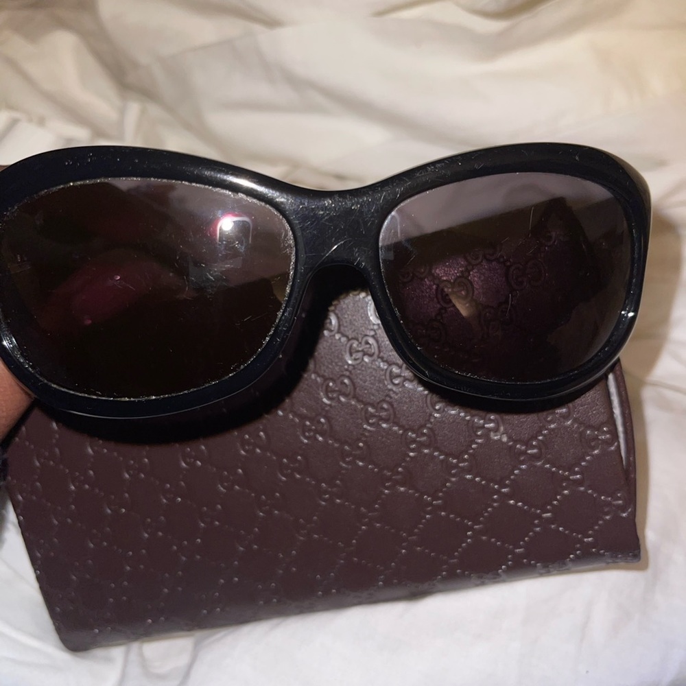 Gucci sunglasses - Picture 2 of 5